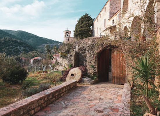 montenegro/budva/landmark/podmaine-monastery