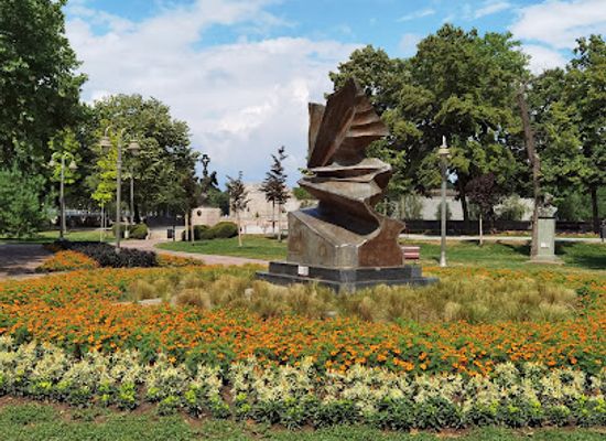 serbia/nis/landmark/seventh-of-july-park