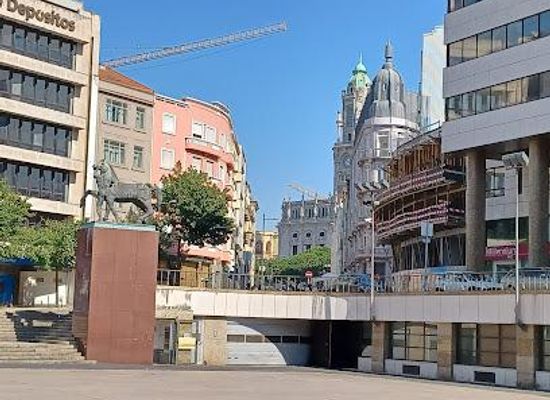 portugal/minho/landmark/praca-dom-joao-i