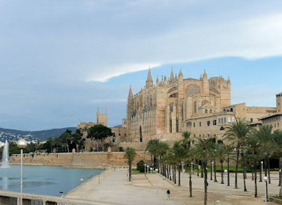 spain/palma-de-mallorca/landmark/arc-de-sa-drassana