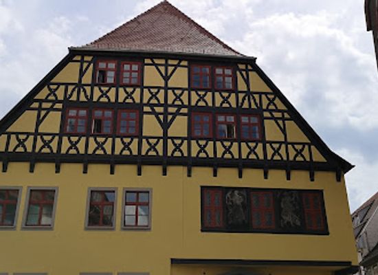germany/erfurt/krampfervorstadt/landmark/das-schmalste-haus-erfurts