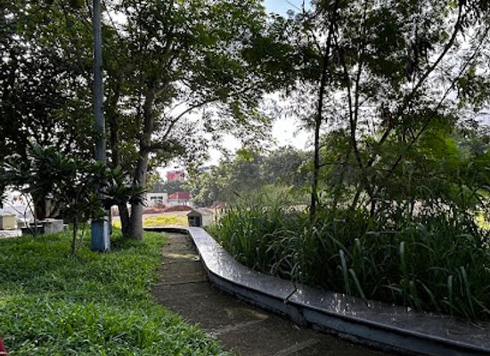 india/kerala/landmark/keraleeyam-putharikandam