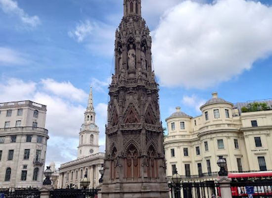 united-kingdom/london/covent-garden/landmark/eleanor-cross