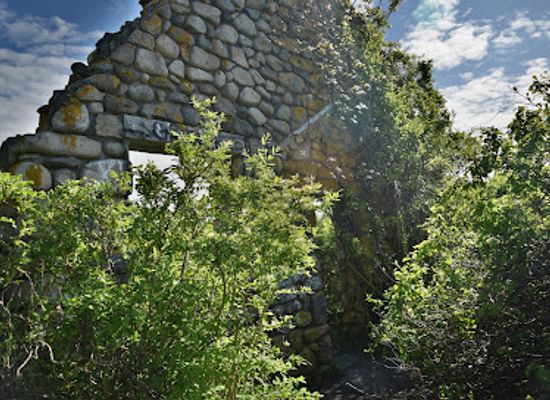 rhode-island/east-bay/landmark/black-point-trailhead