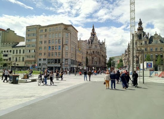 belgium/antwerp/landmark/antwerp-roosevelt-perron
