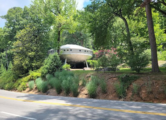 tennessee/chattanooga-valley/landmark/flying-saucer-house