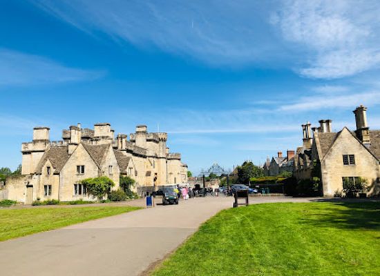 united-kingdom/the-cotswolds/attraction/cirencester-park-2
