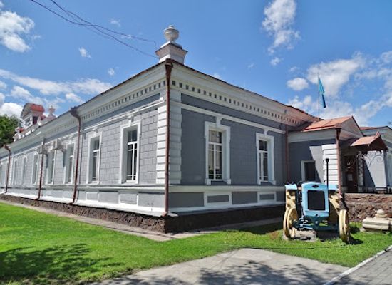 kazakhstan/semey/landmark/history-of-the-land-museum