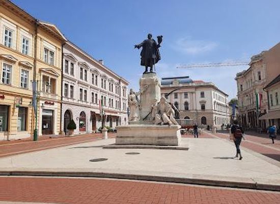 serbia/backa/landmark/klauzal-ter