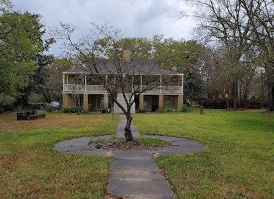 alabama/mobile/spring-hill/landmark/mobile-medical-museum