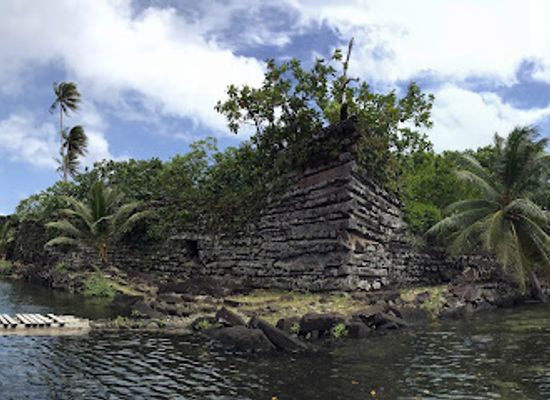 micronesia/pohnpei/landmark/pohnpei-surf-and-dive-club