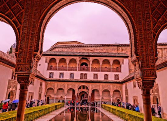 spain/granada/realejo-san-matias/landmark/patio-de-los-arrayanes