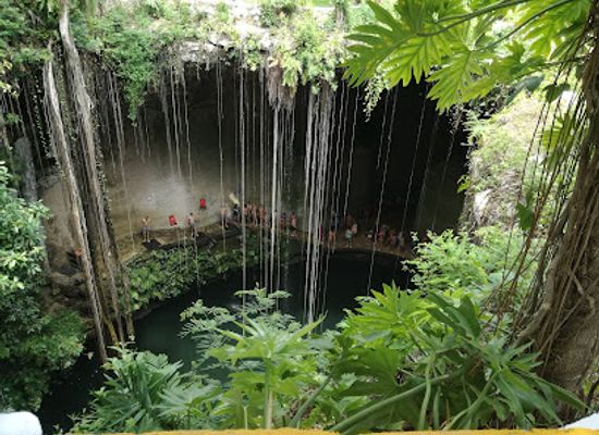 guatemala/verapaces/landmark/palacio-nacional-de-la-cultura