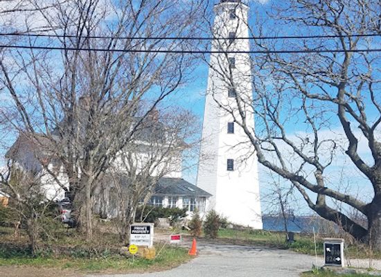connecticut/new-london-county/landmark/new-london-harbor-pequot-lighthouse