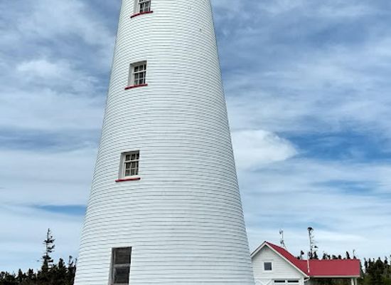 canada/maritimes/landmark/point-prim-lighthouse