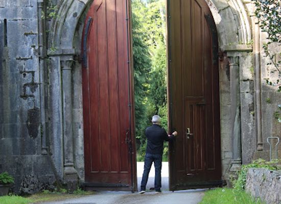 united-kingdom/gwynedd/landmark/ogwen-gatehouse