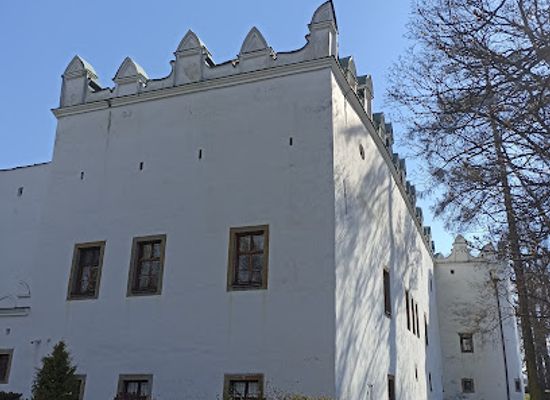 slovakia/poprad/landmark/strazky-chateau