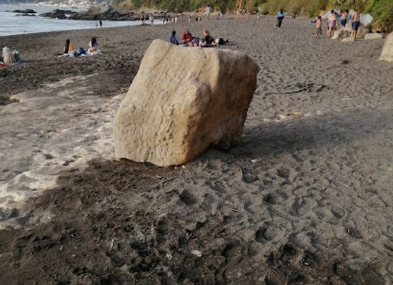 chile/valdivia/landmark/altar-de-sacrificios