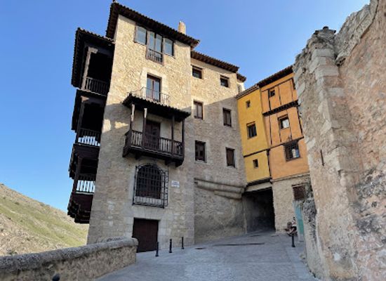 spain/cuenca/landmark/el-banco-romantico
