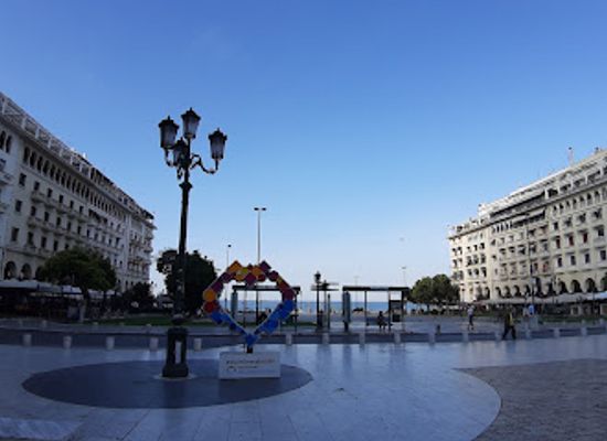greece/thessaloniki/ladadika/landmark/statue-of-aristotle