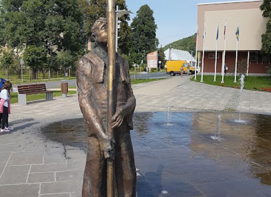 slovakia/podpolanie/landmark/turisticke-informacne-centrum-hrinova