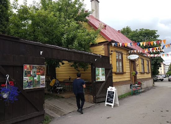 estonia/parnu-beach/landmark/vehverments-bar-tostadas
