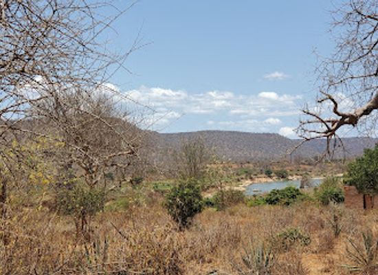 kenya/chyulu-hills/landmark/yatta-plateau