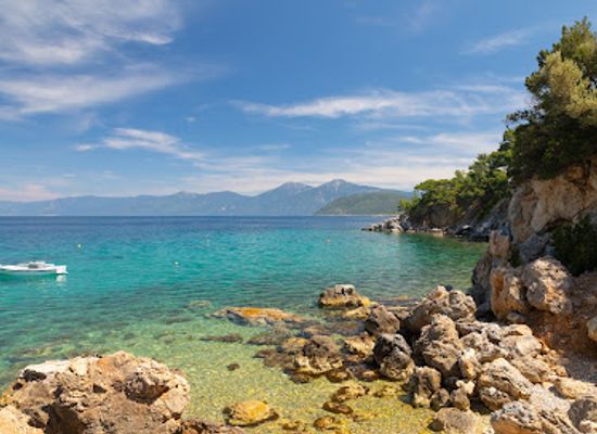 greece/samos/landmark/mourtia-beach