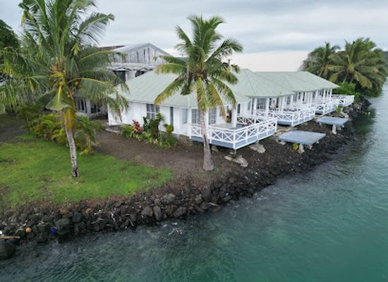 samoa/savai-i/landmark/kuki-s-by-the-harbor