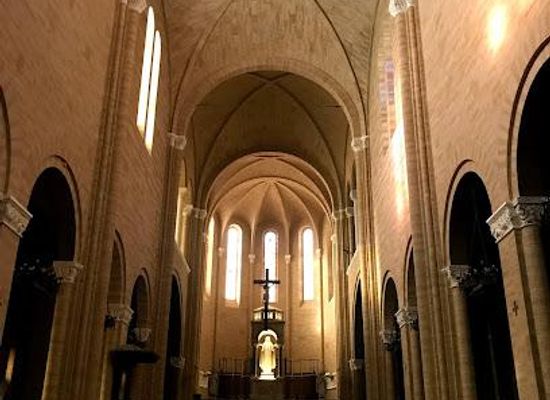 italy/rome/landmark/basilica-parrocchiale-santa-teresa-d-avila