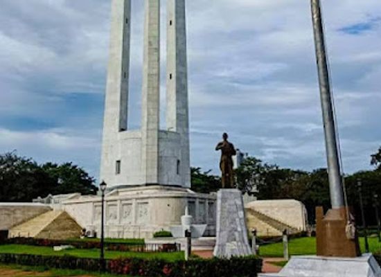 philippines/national-capital-region-ncr/landmark/quezon-memorial-circle