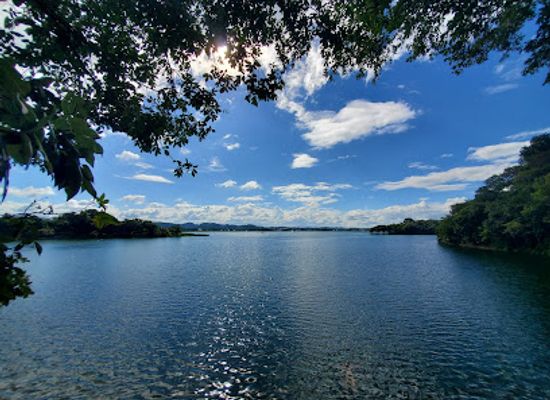 guatemala/flores/landmark/jorge-s-rope-swing