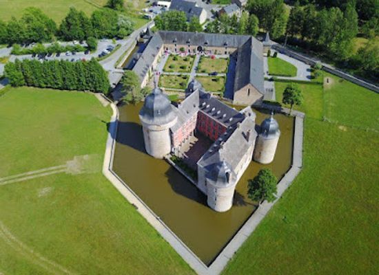 belgium/wallonia/landmark/chateau-de-lavaux-sainte-anne