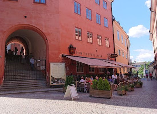 sweden/uppland/restaurant/domtrappkallaren