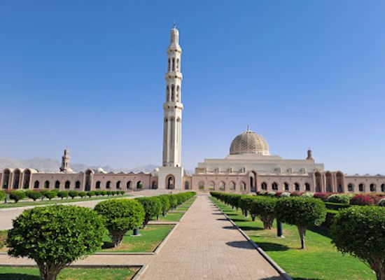 oman/al-hajar-ash-sharqi/landmark/sultan-qaboos-grand-mosque