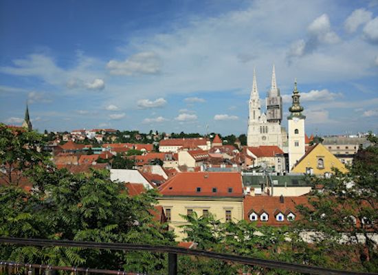 croatia/medvednica-mountain/landmark/strossmayer-promenade