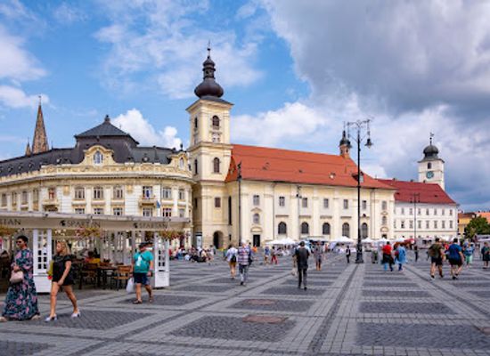romania/sibiu/landmark/the-large-square
