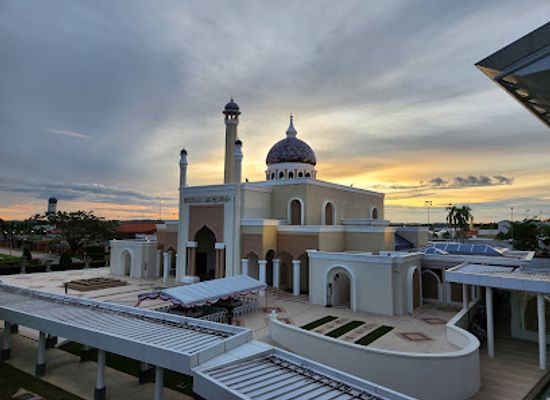 brunei/bandar-seri-begawan/landmark/brunei-international-airport-mosque