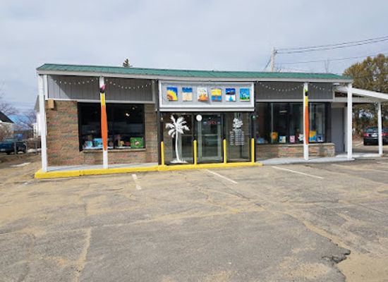 new-hampshire/laconia/landmark/art-escape