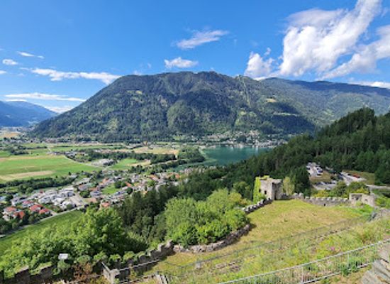 slovenia/carinthia/landmark/affenberg-landskron