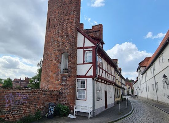 germany/lubeck/innenstadt/landmark/halbturm