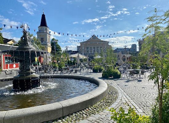 finland/tampere/tammela/landmark/fountain-at-the-central-square