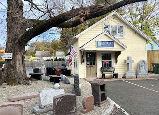 connecticut/danbury/landmark/rovelli-monuments-llc