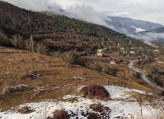 georgia/racha-lechkhumi-and-kvemo-svaneti/landmark/khotevi-fortress