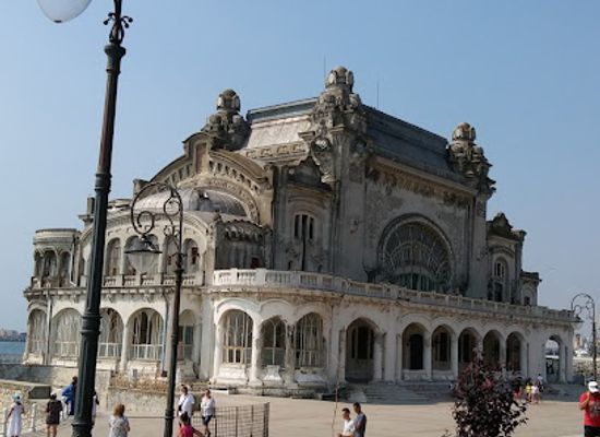romania/constanta-area/landmark/the-dolphinarium-of-constanta