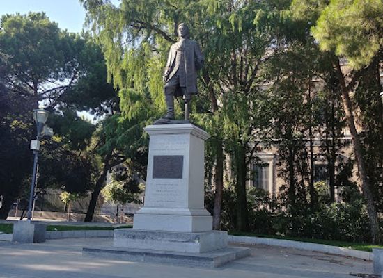 spain/madrid/salamanca/landmark/monumento-a-blas-de-lezo