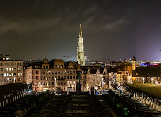 belgium/brussels/landmark/monument-of-the-people-who-died-on-the-street