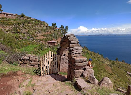 peru/lake-titicaca/landmark/typical-arc-of-taquile