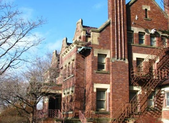ohio/northeast-ohio/landmark/robinson-mansion-aka-steinway-hall