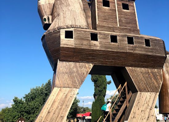 turkiye/canakkale/landmark/troia